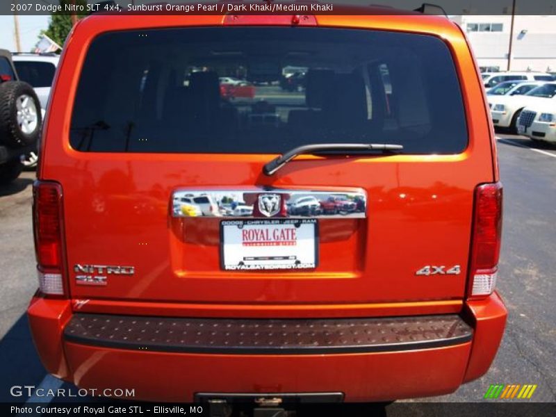 Sunburst Orange Pearl / Dark Khaki/Medium Khaki 2007 Dodge Nitro SLT 4x4