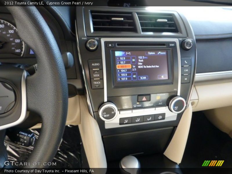 Cypress Green Pearl / Ivory 2012 Toyota Camry LE