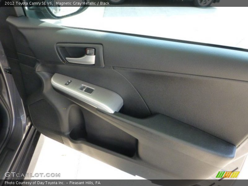 Magnetic Gray Metallic / Black 2012 Toyota Camry SE V6