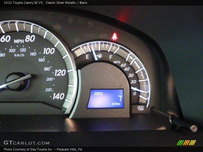 Classic Silver Metallic / Black 2012 Toyota Camry SE V6