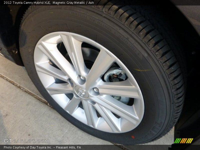 Magnetic Gray Metallic / Ash 2012 Toyota Camry Hybrid XLE