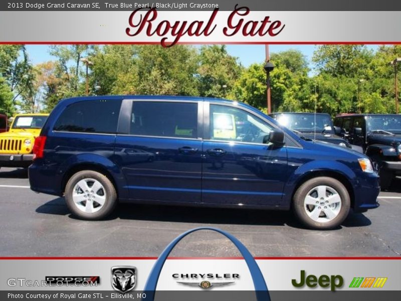 True Blue Pearl / Black/Light Graystone 2013 Dodge Grand Caravan SE