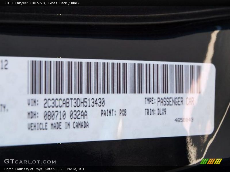 Gloss Black / Black 2013 Chrysler 300 S V8