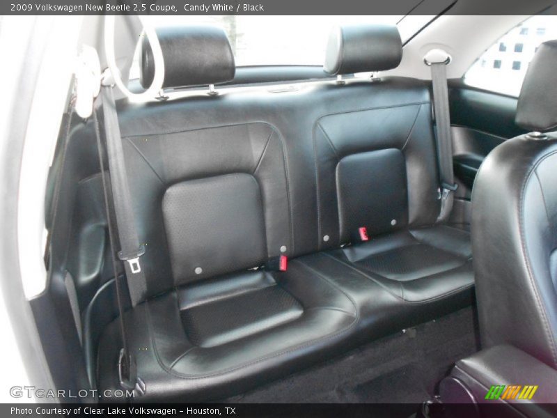 Candy White / Black 2009 Volkswagen New Beetle 2.5 Coupe