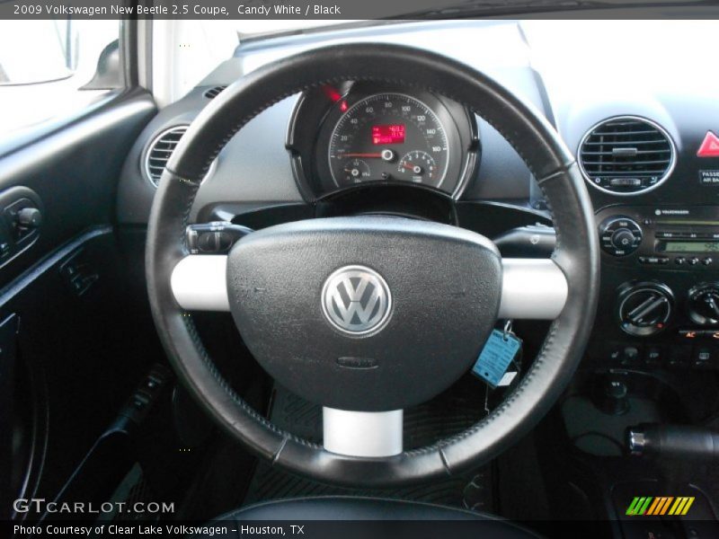 Candy White / Black 2009 Volkswagen New Beetle 2.5 Coupe