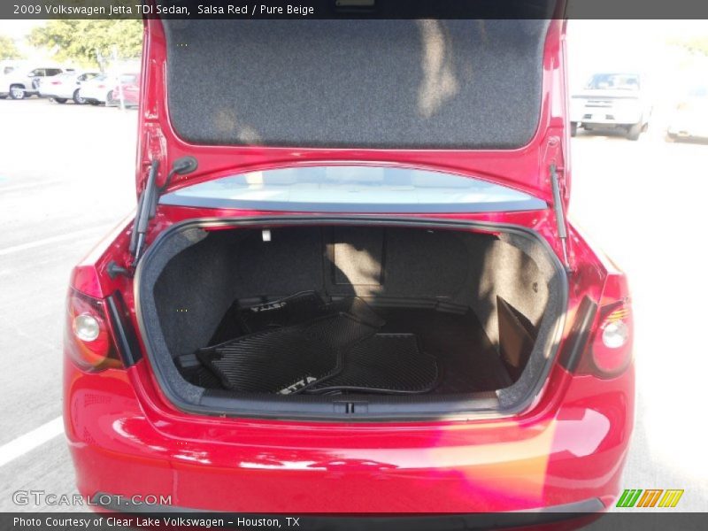Salsa Red / Pure Beige 2009 Volkswagen Jetta TDI Sedan