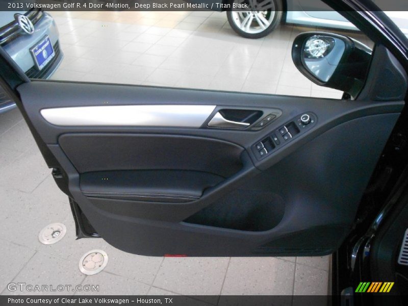 Deep Black Pearl Metallic / Titan Black 2013 Volkswagen Golf R 4 Door 4Motion