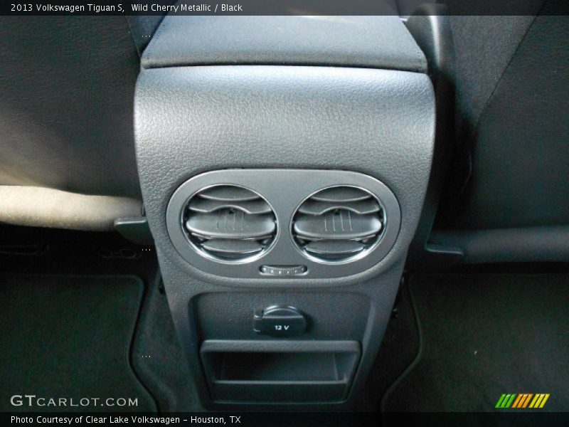 Wild Cherry Metallic / Black 2013 Volkswagen Tiguan S