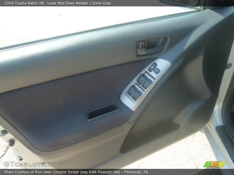 Lunar Mist Silver Metallic / Stone Gray 2004 Toyota Matrix XR