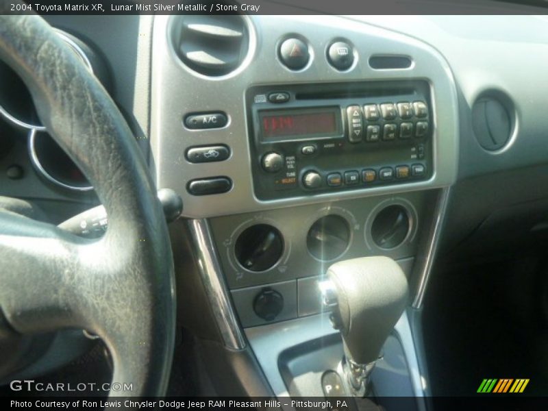 Lunar Mist Silver Metallic / Stone Gray 2004 Toyota Matrix XR