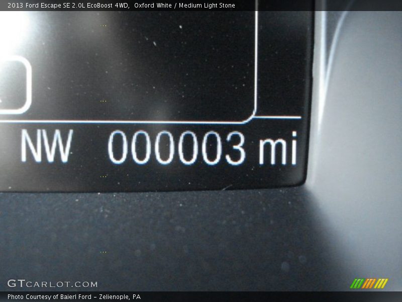Oxford White / Medium Light Stone 2013 Ford Escape SE 2.0L EcoBoost 4WD