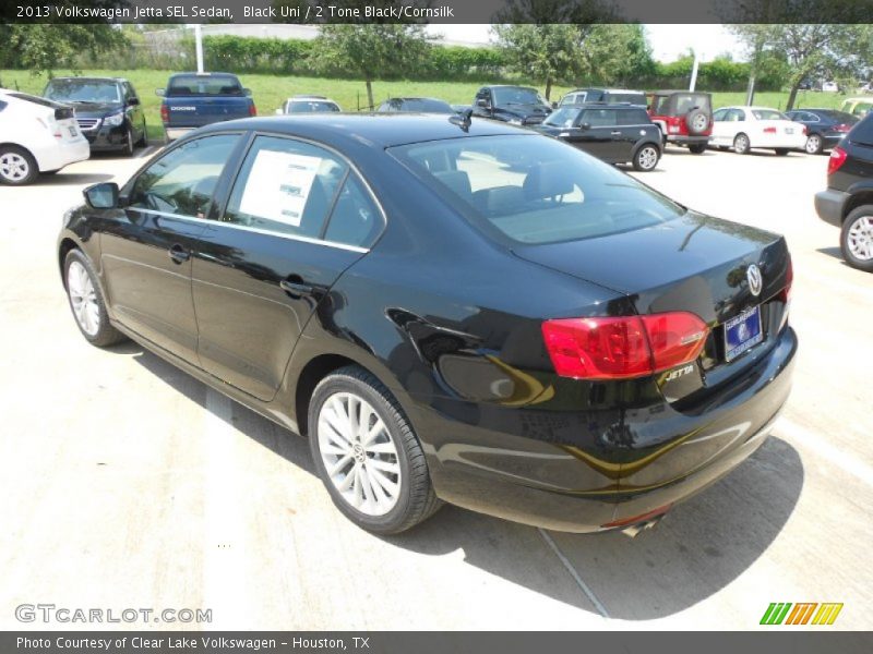 Black Uni / 2 Tone Black/Cornsilk 2013 Volkswagen Jetta SEL Sedan
