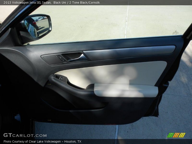 Black Uni / 2 Tone Black/Cornsilk 2013 Volkswagen Jetta SEL Sedan