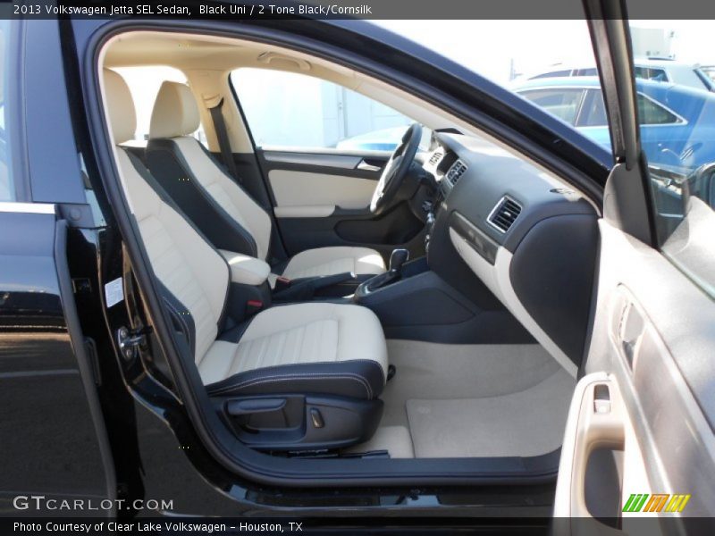 Black Uni / 2 Tone Black/Cornsilk 2013 Volkswagen Jetta SEL Sedan