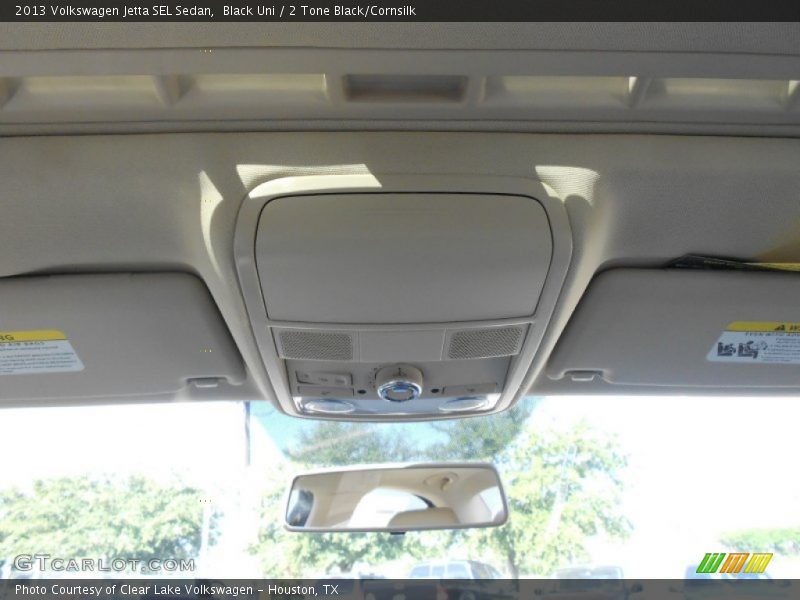 Black Uni / 2 Tone Black/Cornsilk 2013 Volkswagen Jetta SEL Sedan