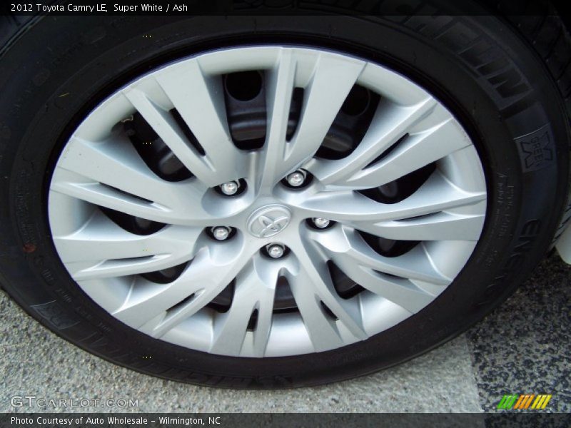 Super White / Ash 2012 Toyota Camry LE