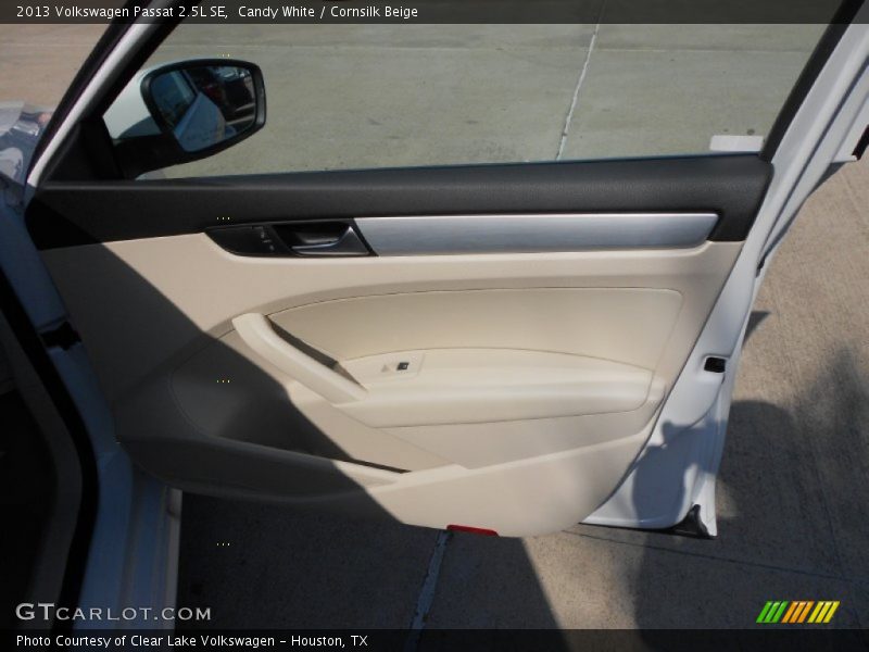 Candy White / Cornsilk Beige 2013 Volkswagen Passat 2.5L SE