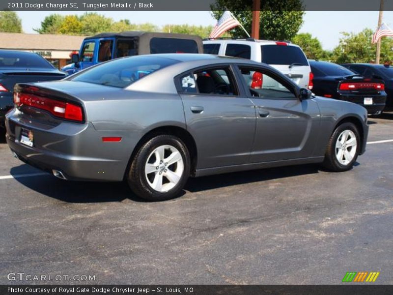 Tungsten Metallic / Black 2011 Dodge Charger SE