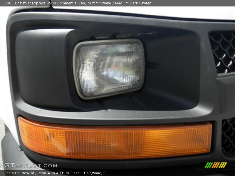 Summit White / Medium Dark Pewter 2005 Chevrolet Express 3500 Commercial Van