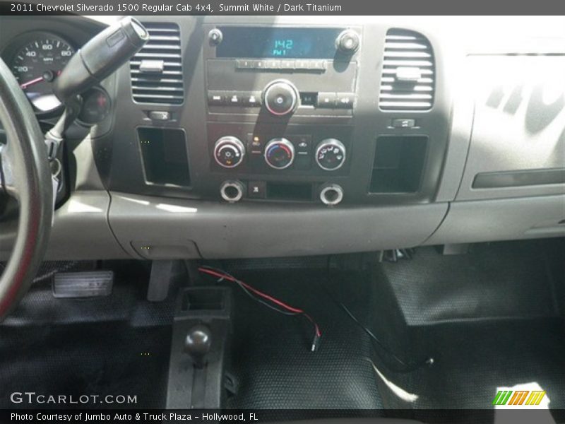Summit White / Dark Titanium 2011 Chevrolet Silverado 1500 Regular Cab 4x4