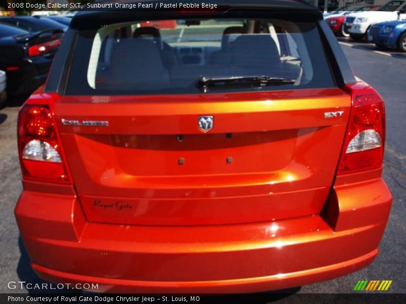 Sunburst Orange Pearl / Pastel Pebble Beige 2008 Dodge Caliber SXT