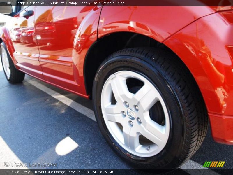 Sunburst Orange Pearl / Pastel Pebble Beige 2008 Dodge Caliber SXT