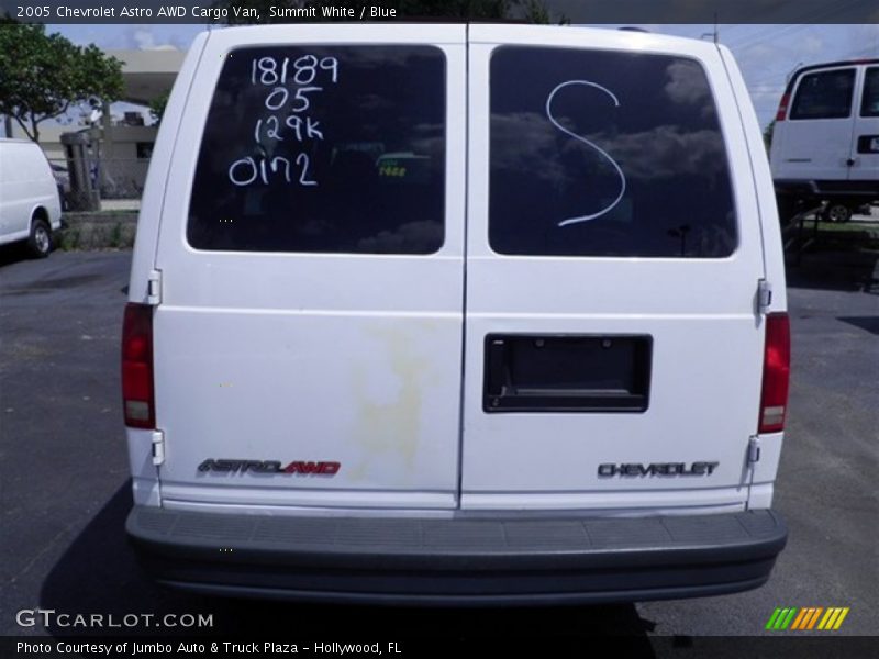 Summit White / Blue 2005 Chevrolet Astro AWD Cargo Van