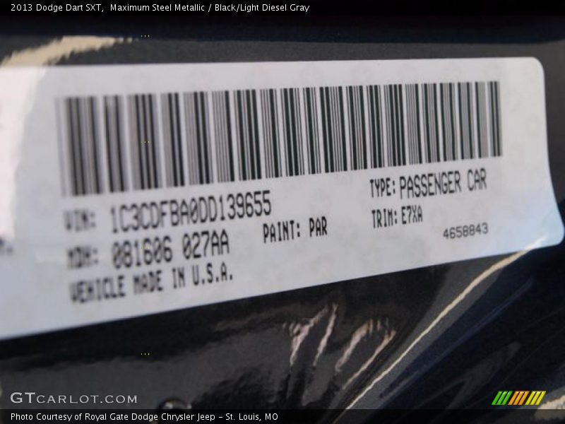 Maximum Steel Metallic / Black/Light Diesel Gray 2013 Dodge Dart SXT