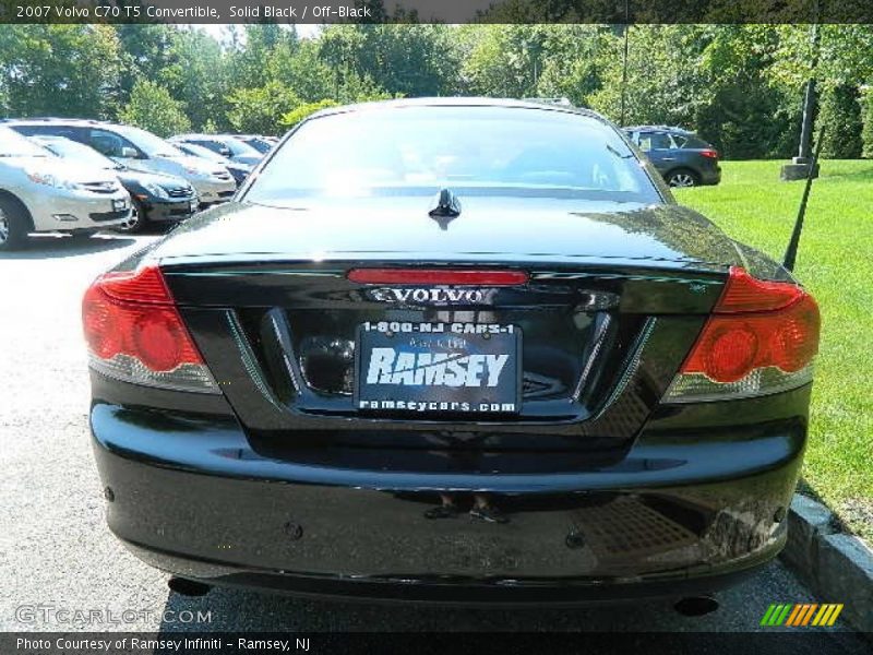 Solid Black / Off-Black 2007 Volvo C70 T5 Convertible