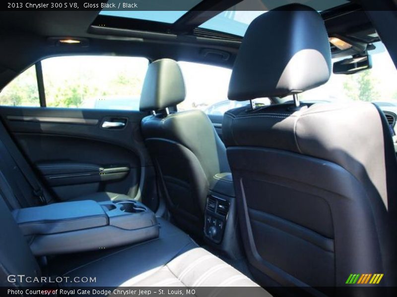 Gloss Black / Black 2013 Chrysler 300 S V8