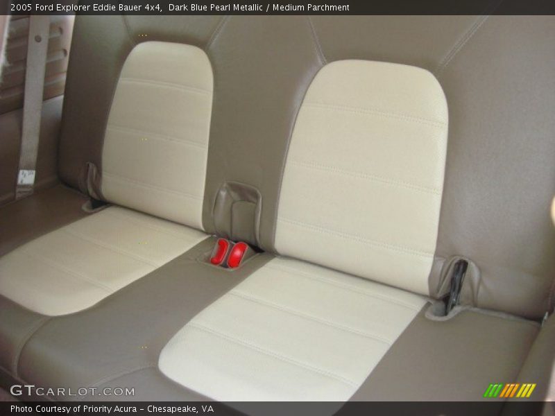 Dark Blue Pearl Metallic / Medium Parchment 2005 Ford Explorer Eddie Bauer 4x4