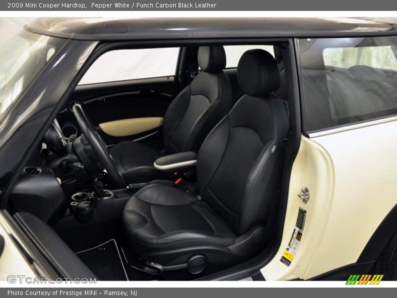 Pepper White / Punch Carbon Black Leather 2009 Mini Cooper Hardtop