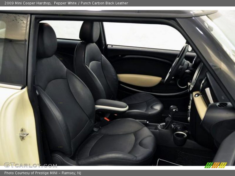 Pepper White / Punch Carbon Black Leather 2009 Mini Cooper Hardtop