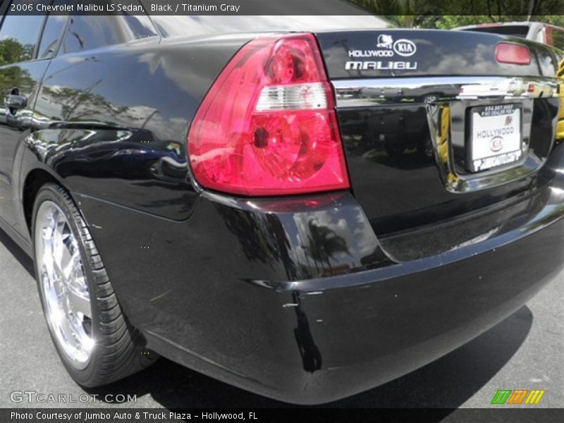 Black / Titanium Gray 2006 Chevrolet Malibu LS Sedan