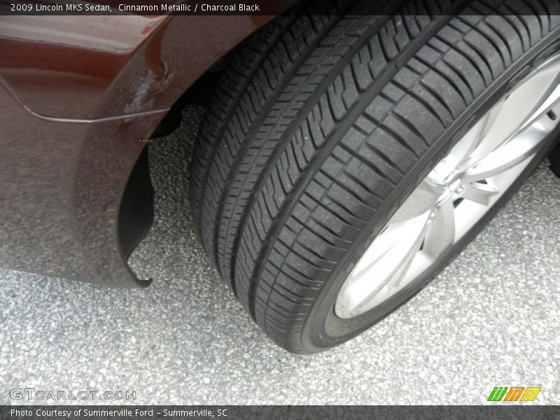 Cinnamon Metallic / Charcoal Black 2009 Lincoln MKS Sedan