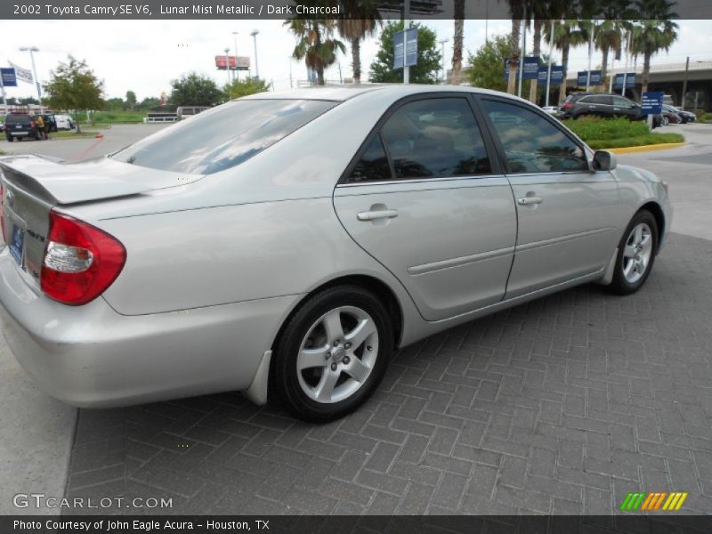 Lunar Mist Metallic / Dark Charcoal 2002 Toyota Camry SE V6
