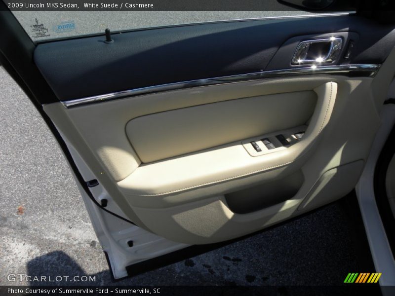 White Suede / Cashmere 2009 Lincoln MKS Sedan