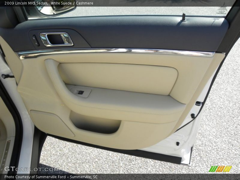 White Suede / Cashmere 2009 Lincoln MKS Sedan