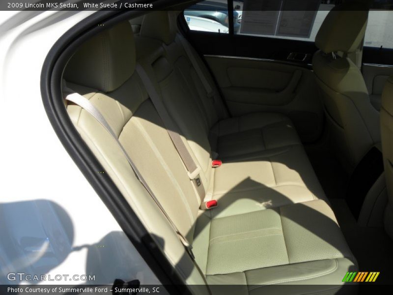 White Suede / Cashmere 2009 Lincoln MKS Sedan