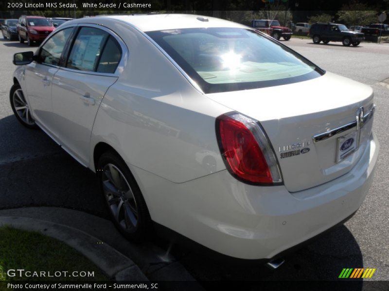 White Suede / Cashmere 2009 Lincoln MKS Sedan