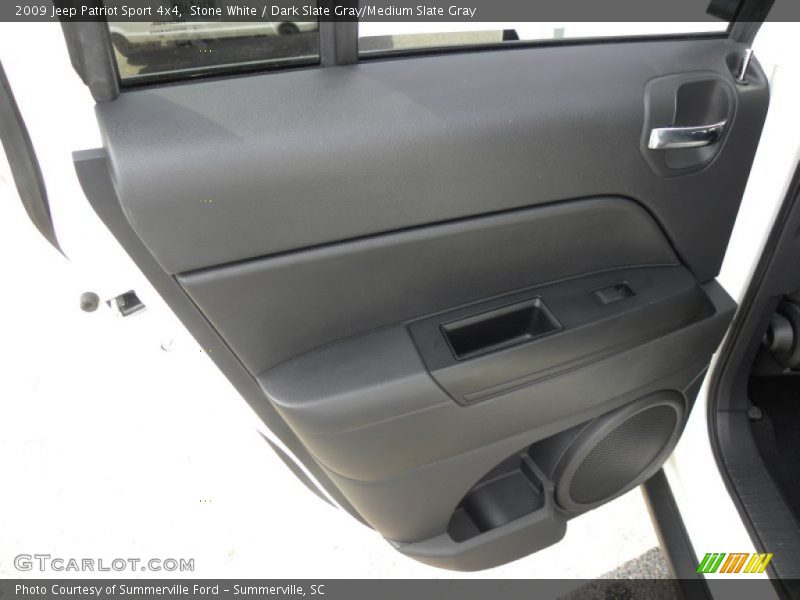 Stone White / Dark Slate Gray/Medium Slate Gray 2009 Jeep Patriot Sport 4x4