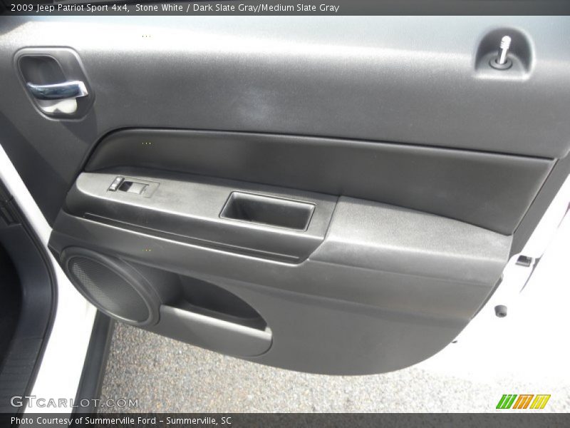 Stone White / Dark Slate Gray/Medium Slate Gray 2009 Jeep Patriot Sport 4x4