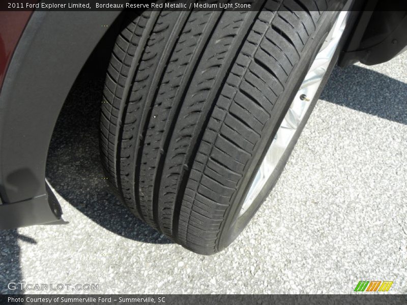 Bordeaux Reserve Red Metallic / Medium Light Stone 2011 Ford Explorer Limited