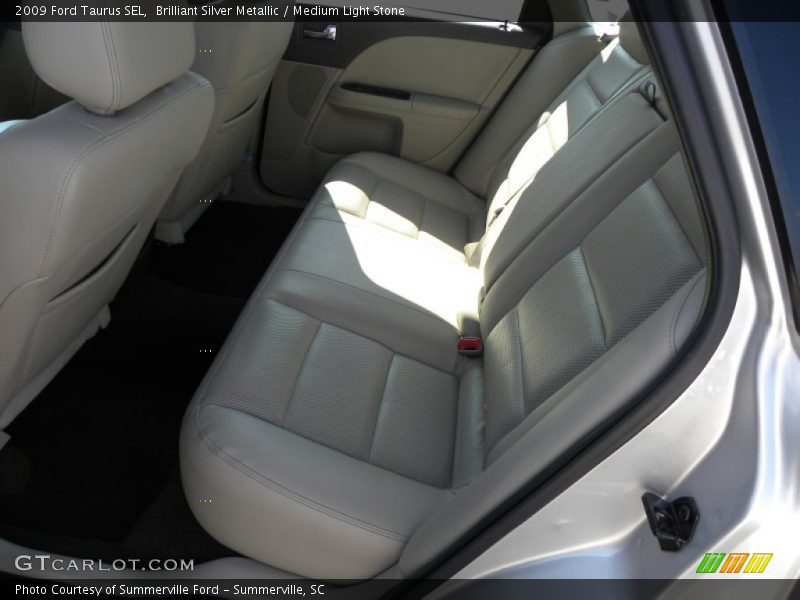 Brilliant Silver Metallic / Medium Light Stone 2009 Ford Taurus SEL