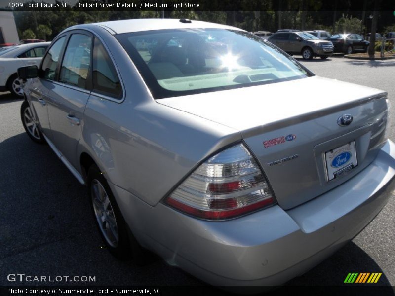 Brilliant Silver Metallic / Medium Light Stone 2009 Ford Taurus SEL