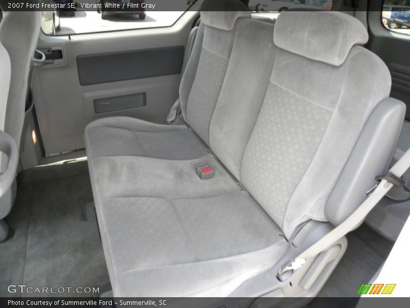 Vibrant White / Flint Gray 2007 Ford Freestar SE
