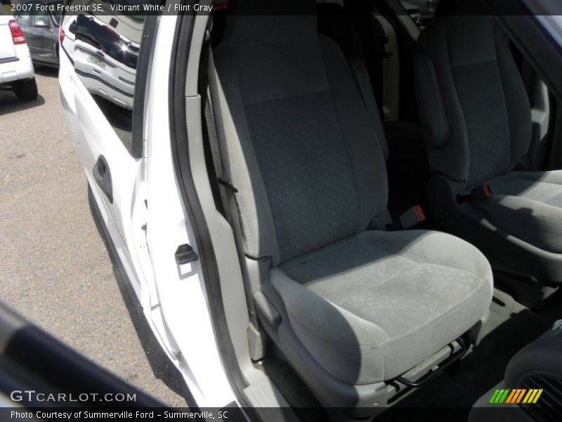 Vibrant White / Flint Gray 2007 Ford Freestar SE
