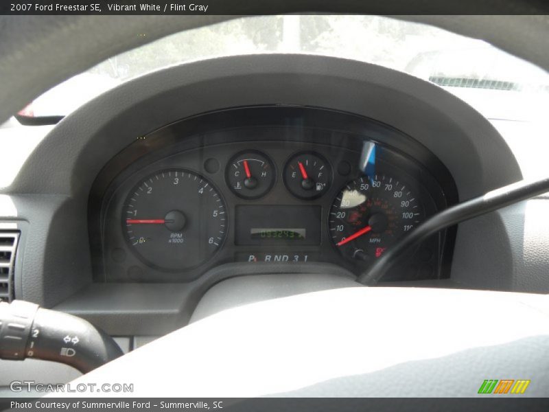 Vibrant White / Flint Gray 2007 Ford Freestar SE