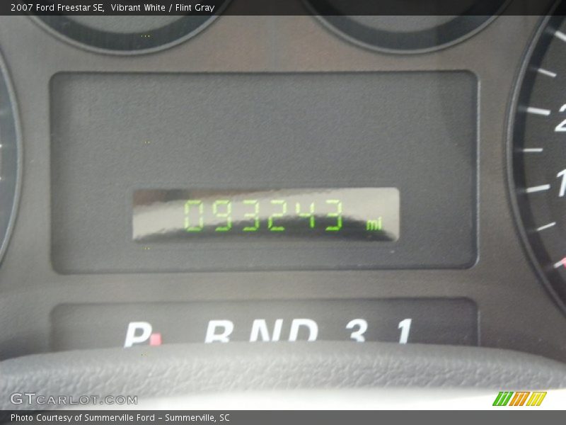 Vibrant White / Flint Gray 2007 Ford Freestar SE
