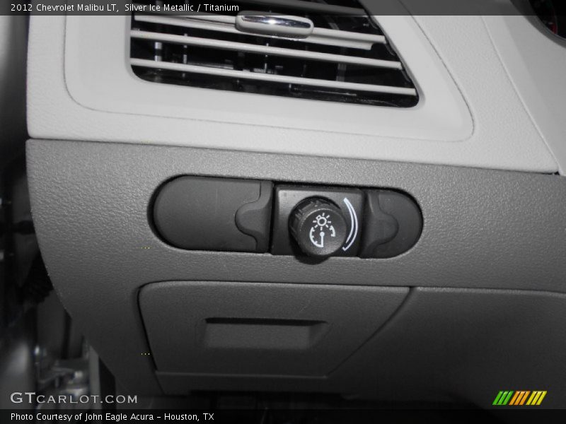 Silver Ice Metallic / Titanium 2012 Chevrolet Malibu LT